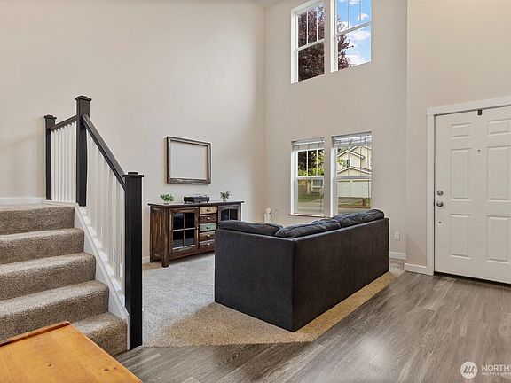 4th image of 16076 Lakeview Avenue SE