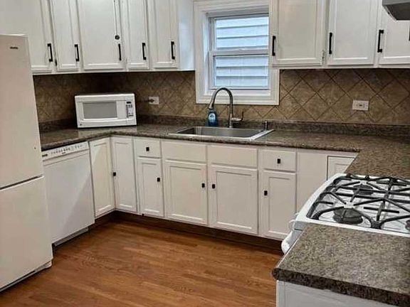5th image of 3748 S Wallace St #2