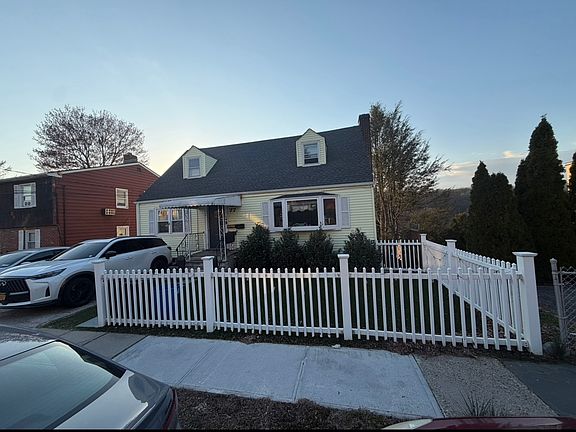 2nd image of 77 Bennett Ave #1
