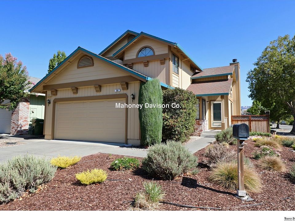 1st image of 806 Winton Dr