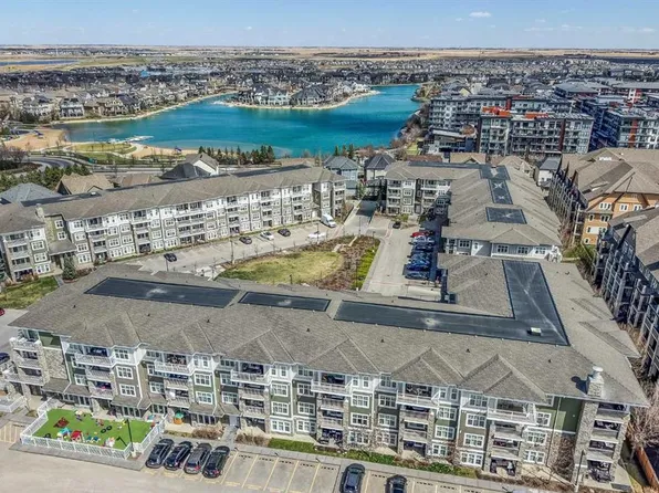 11 NE Mahogany Row SE #3415, Calgary, AB T3M 2L6