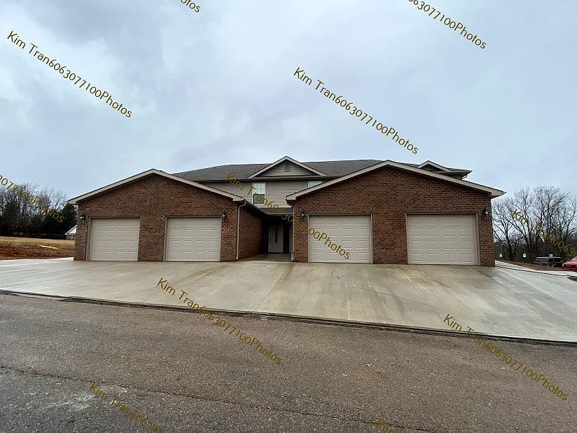 1st image of 244 Fox Haven Dr