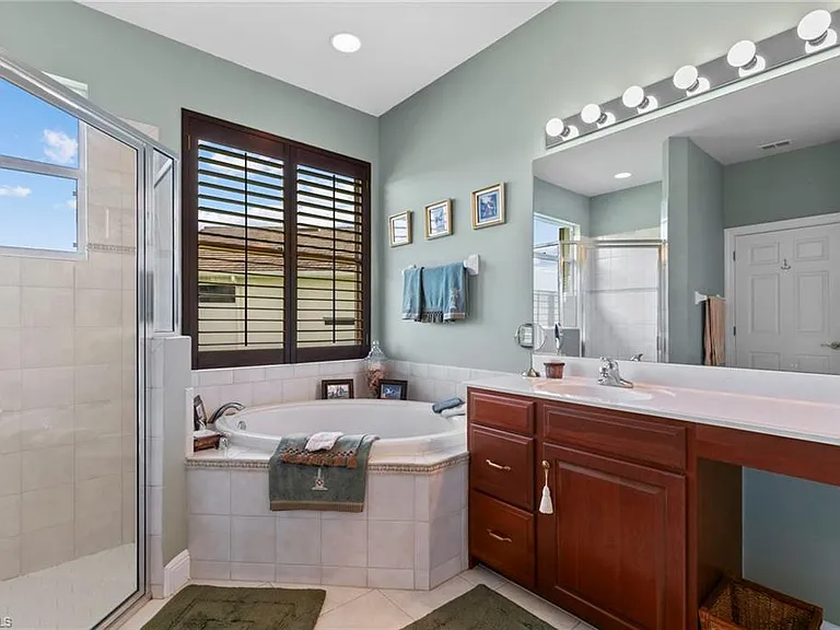 4924 Sedgewood Ln — Photo 28