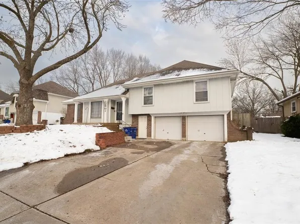 12901 Overhill Rd, Grandview, MO 64030