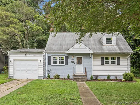 8272 Fernwood Dr, Norfolk, VA 23518