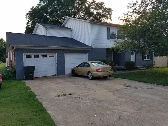 2nd image of 100 Wexford Dr