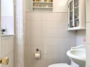 (Undisclosed Address), Flushing, NY 11368