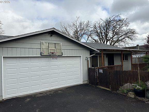 2nd image of 1435 5th St