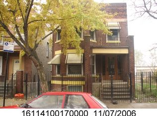 3421 W Walnut St, Chicago, IL 60624