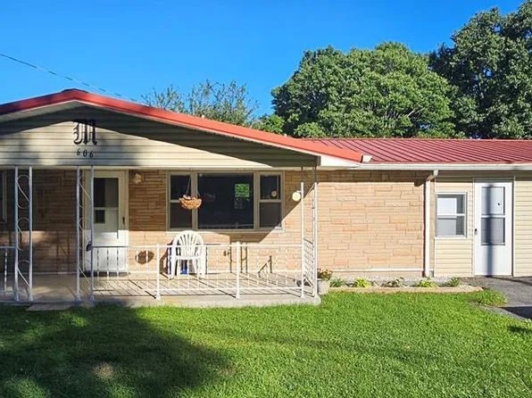 606 Woodland Ln, Princeton, WV 24740