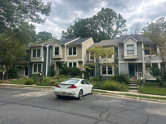 2nd image of 1662 Oak Spring Way