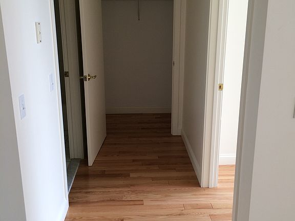 4th image of 8 Lincoln St APT 113