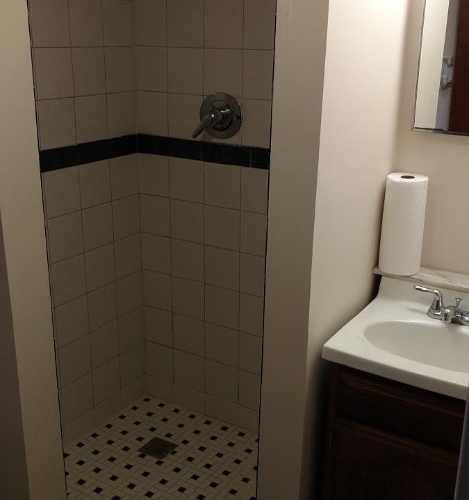 2nd image of 420 E Pike Rd #7