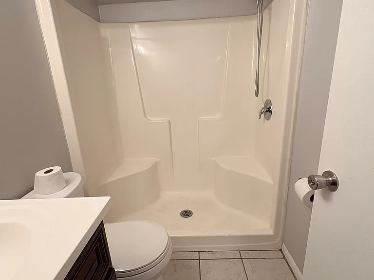 Shower stall