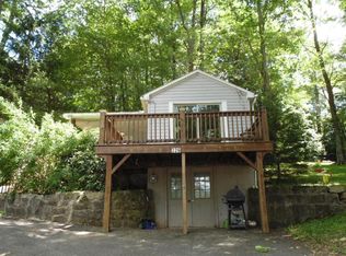 326 Deep Creek Dr, Oakland, MD