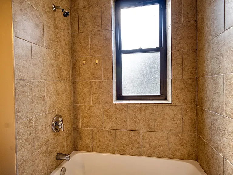 2303 Russell Blvd #1F — Photo 22