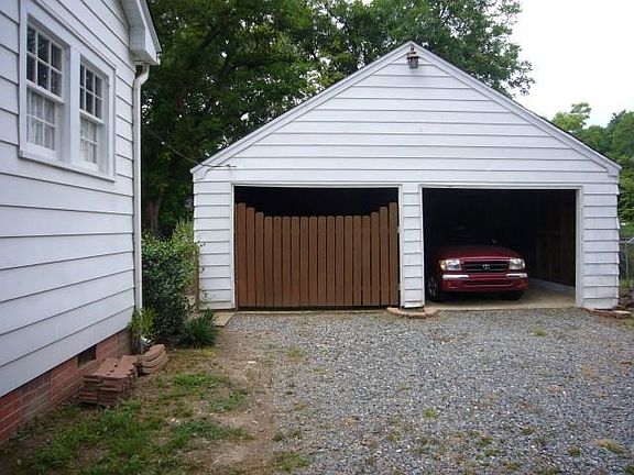 2nd image of 2625 N 10th St