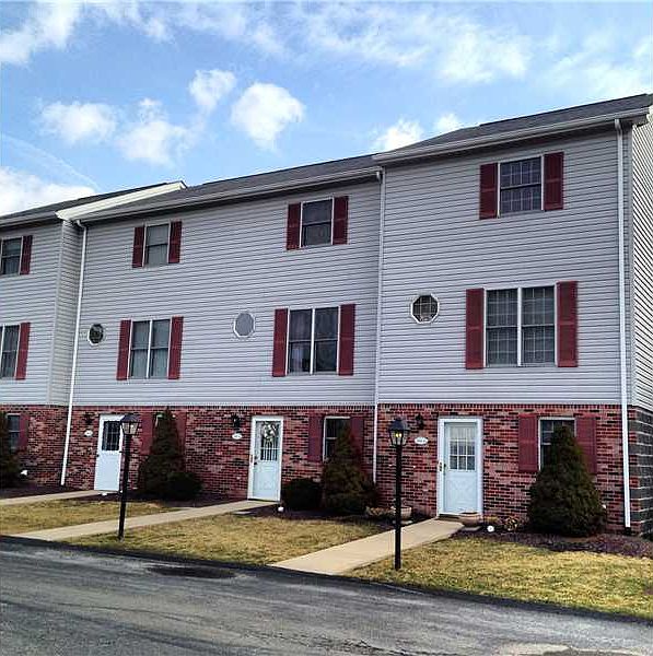 1st image of 103 Thistle Dr #103
