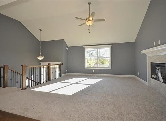 4th image of 317 Fairview Cir