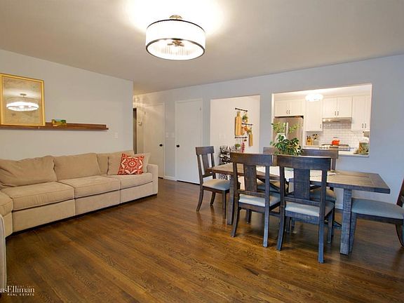 2nd image of 2326 33rd St #2