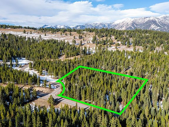3rd image of Tbd Crown Butte Rd