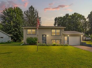 1825 Ladonna Ln, Faribault, MN 55021