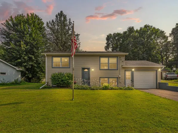 1825 Ladonna Ln, Faribault, MN 55021