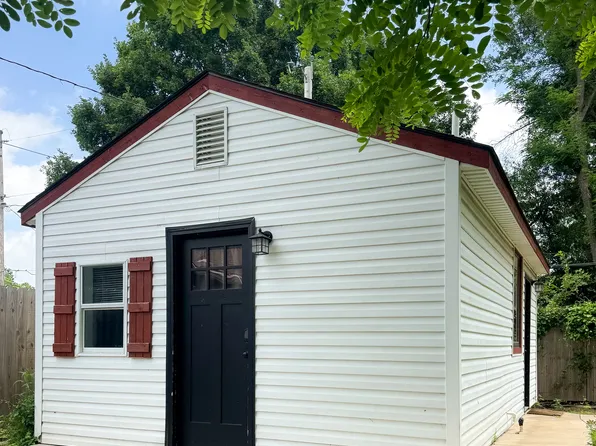 411 S Quebec Ave #B, Tulsa, OK 74112
