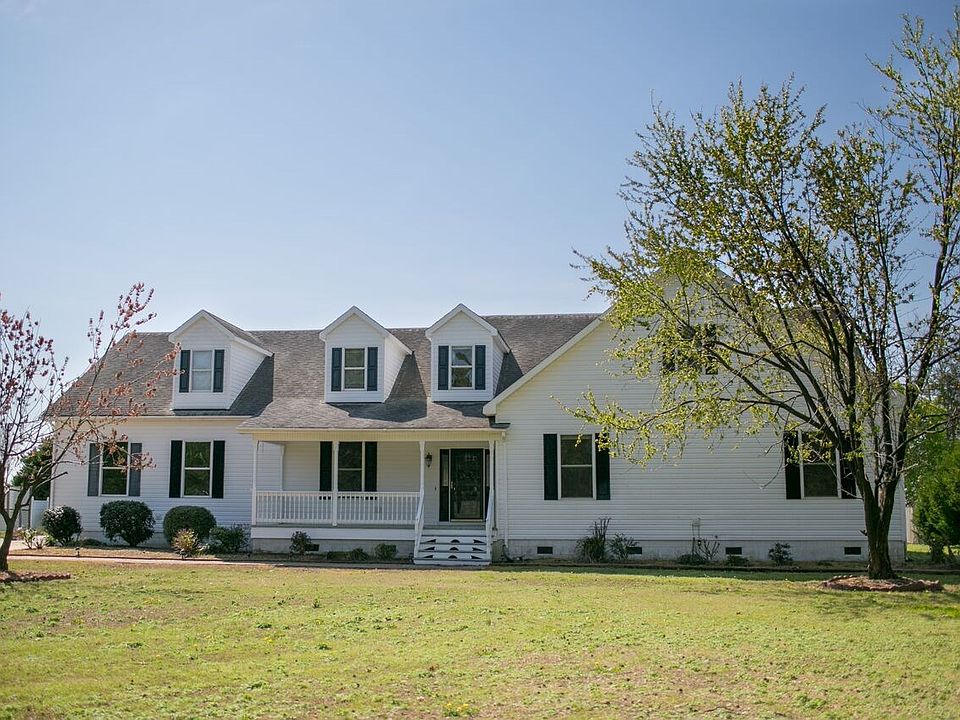 1st image of 415 Goose Nest Ln