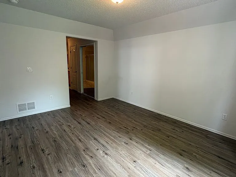 5050 Rill Valley Way — Photo 15