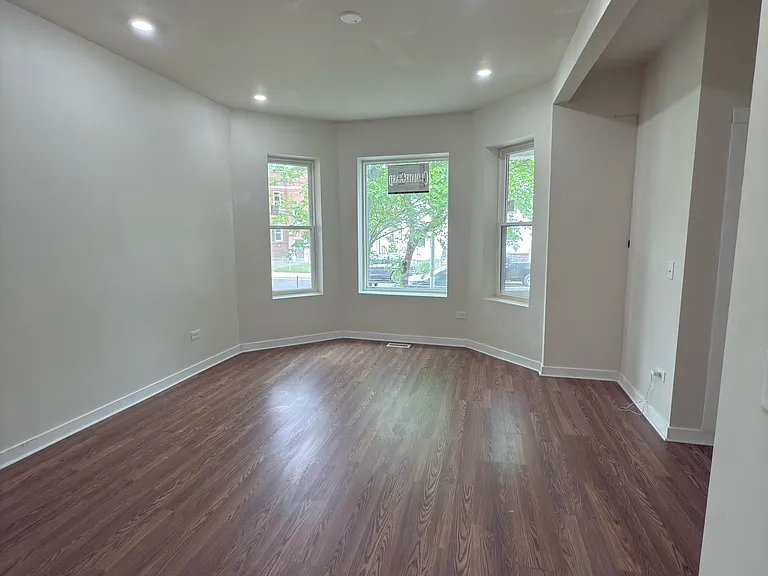 6709 S Carpenter St #2F — Photo 6