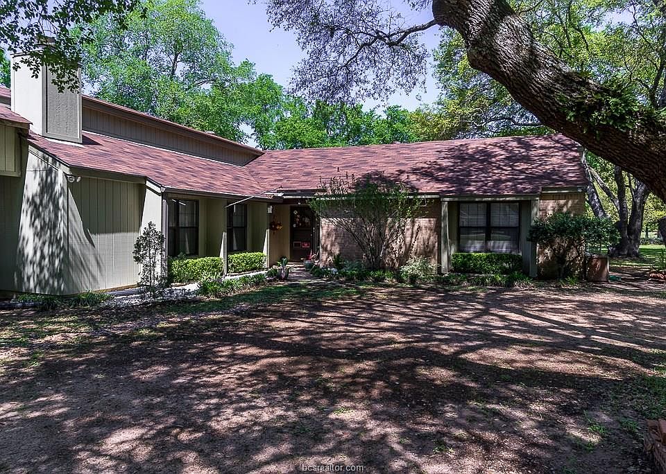 1st image of 10214 Glennswood Dr