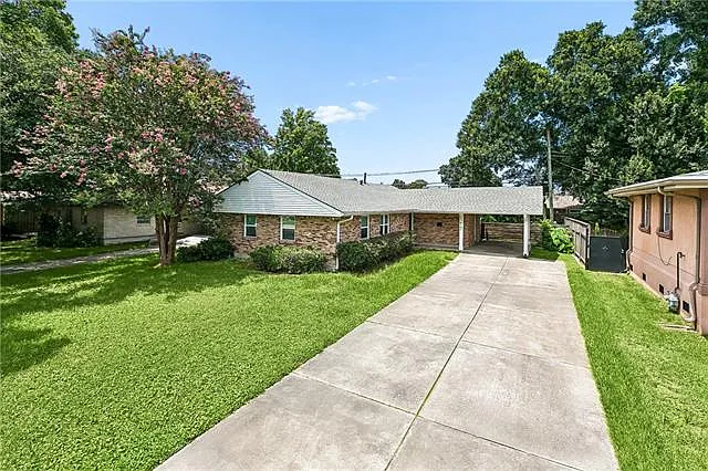 3 bed, 2.0 bath, 1516 sqft, $2,100 — Photo 4