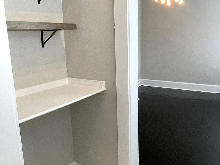207 Chandler Ave — Photo 7