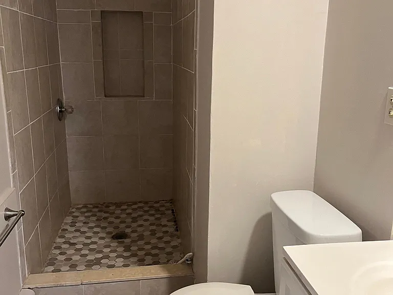 134 Asylum St #1 — Photo 14