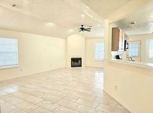 13814 Dentwood Dr, Houston, TX 77014