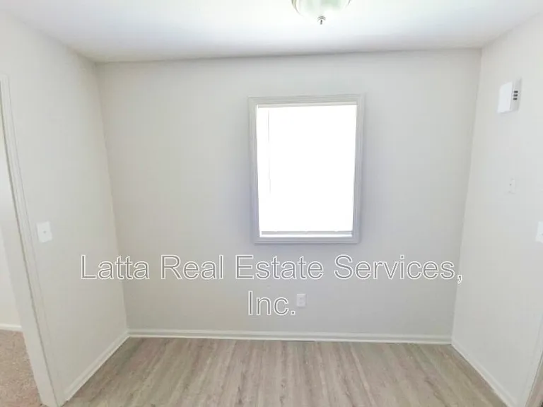 402 W 31st St #101-A — Photo 4