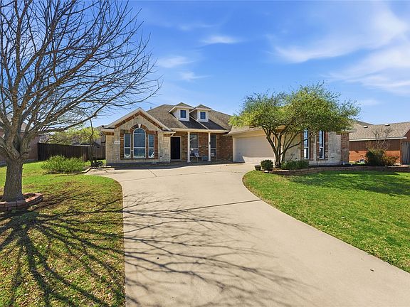 2nd image of 1322 McAlpin Rd