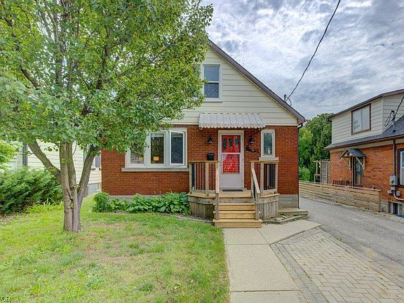 2nd image of 21 Waverly Rd