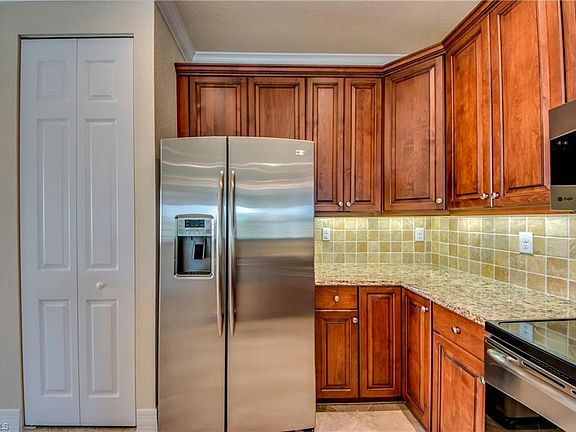 3rd image of 10470 Spruce Pine Ct