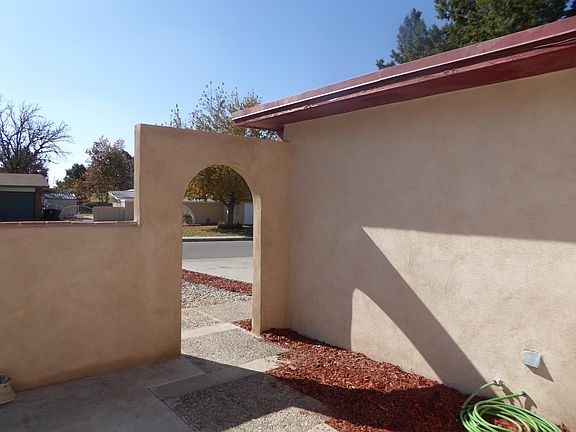 5th image of 6119 Downey St NE