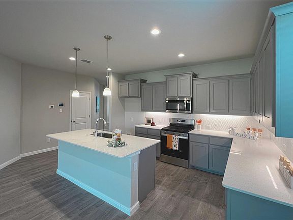 5th image of 15841 Holland Hill Ln