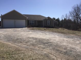 19331 Lecompton Rd, Leavenworth, KS 66048