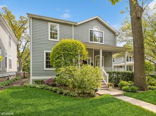 1040 Spruce St, Winnetka, IL 60093