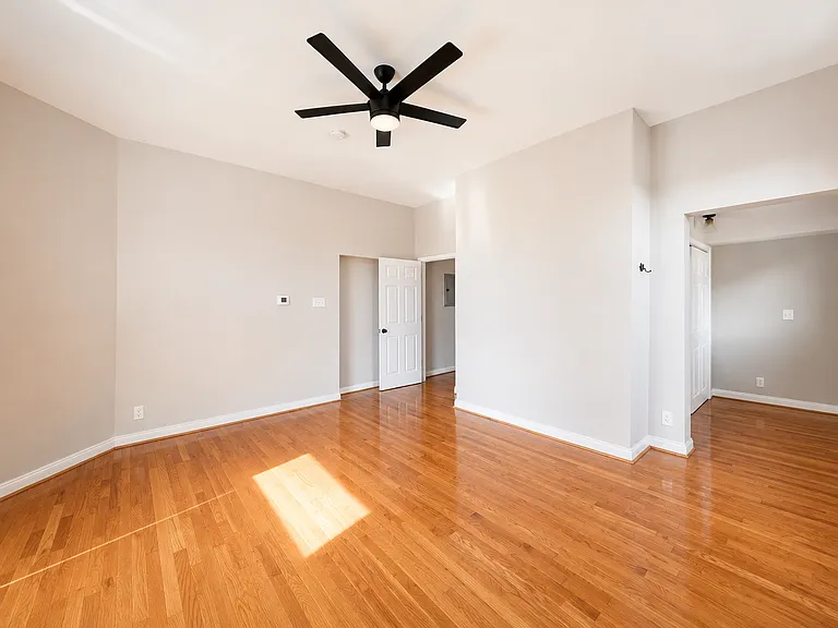 735 N Highland Ave #2 — Photo 11