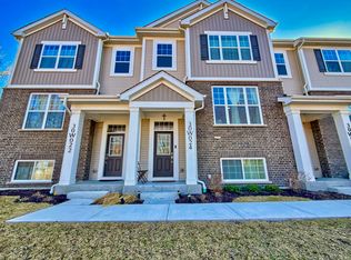 30W024 Brayman Ct, Naperville, IL 60563