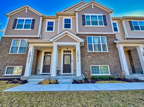 30W024 Brayman Ct, Naperville, IL 60563