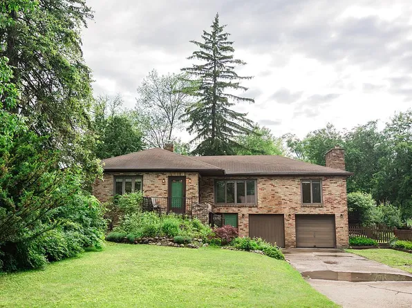 325 Willow St, Midland, MI 48642