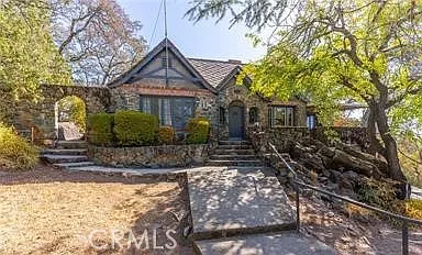 305 Canyon Highlands Dr photo 1