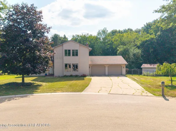 2707 Rockdale Ave, Lansing, MI 48917